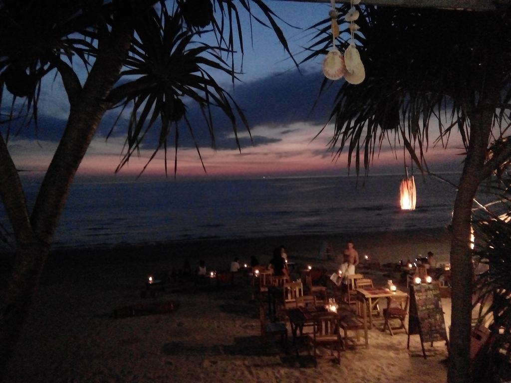 Pakgasri Guest House Koh Lanta Bagian luar foto